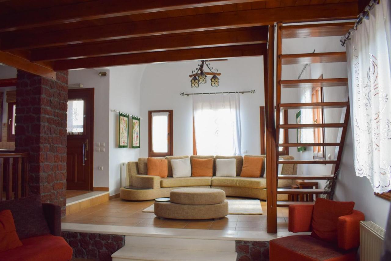 Sunshine House For 9, Cozy Set Up,Verandas, Sea View. Karterádos Eksteriør bilde
